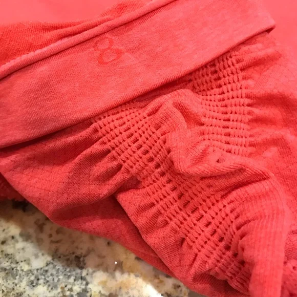 Lululemon In the Flow Crop - Picture 5 of 5